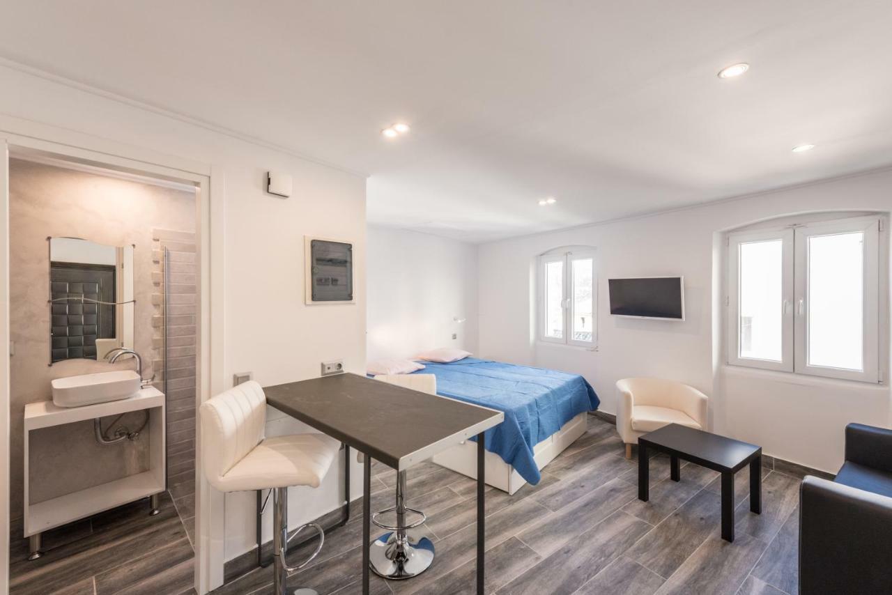 Corfu Downtown Suites Extérieur photo